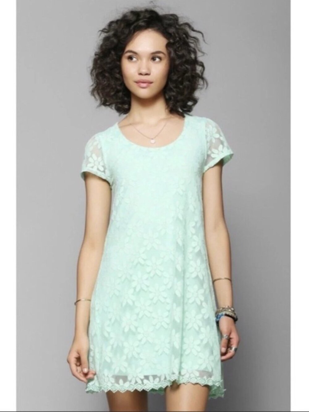 Urban Outfitters Kimchi Blue Dress Mint Green Lace Short Sleeve Stretch, Size M